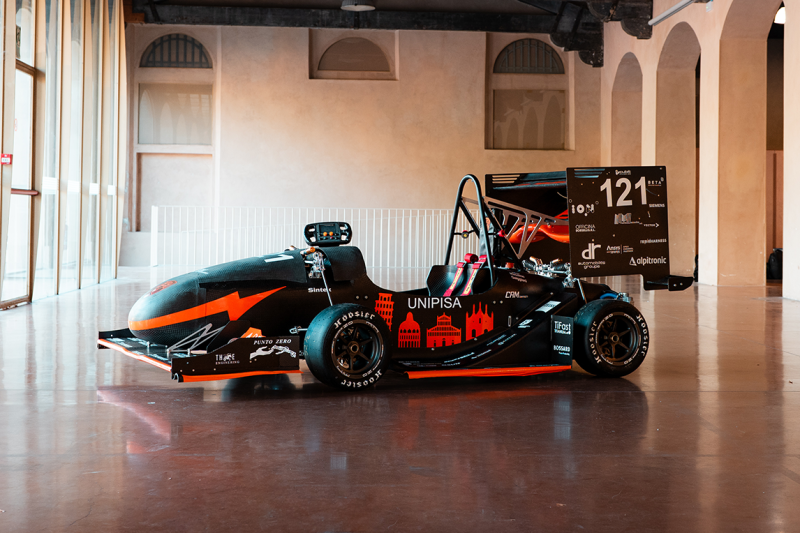 Picture of Pisa University's car that uses Sintex Friction Shims